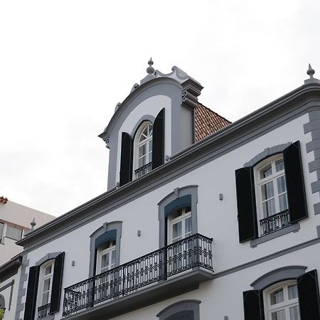 フンシャルEdificio Charles 301アパートメント エクステリア 写真