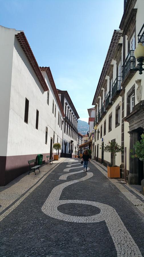 フンシャルEdificio Charles 301アパートメント エクステリア 写真